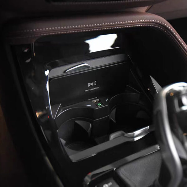 Cargador inalámbrico para BMW X1 (2016-2019) sin puerto USB NV-CHW1012 2